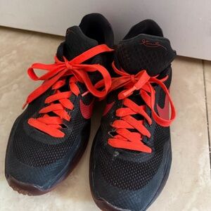 Nike Kobe Mamba Instinct “University Red”